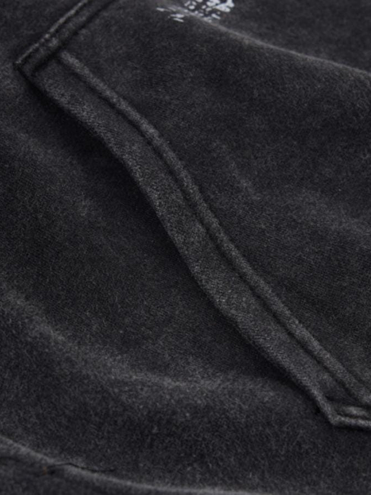 Lettering zip up hoodie – Pocket close-up | XoKool