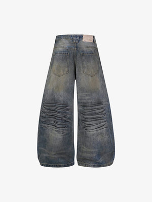 Jeans barrel con lavado vintage y efecto arrugado – parte trasera en plano | XoKool