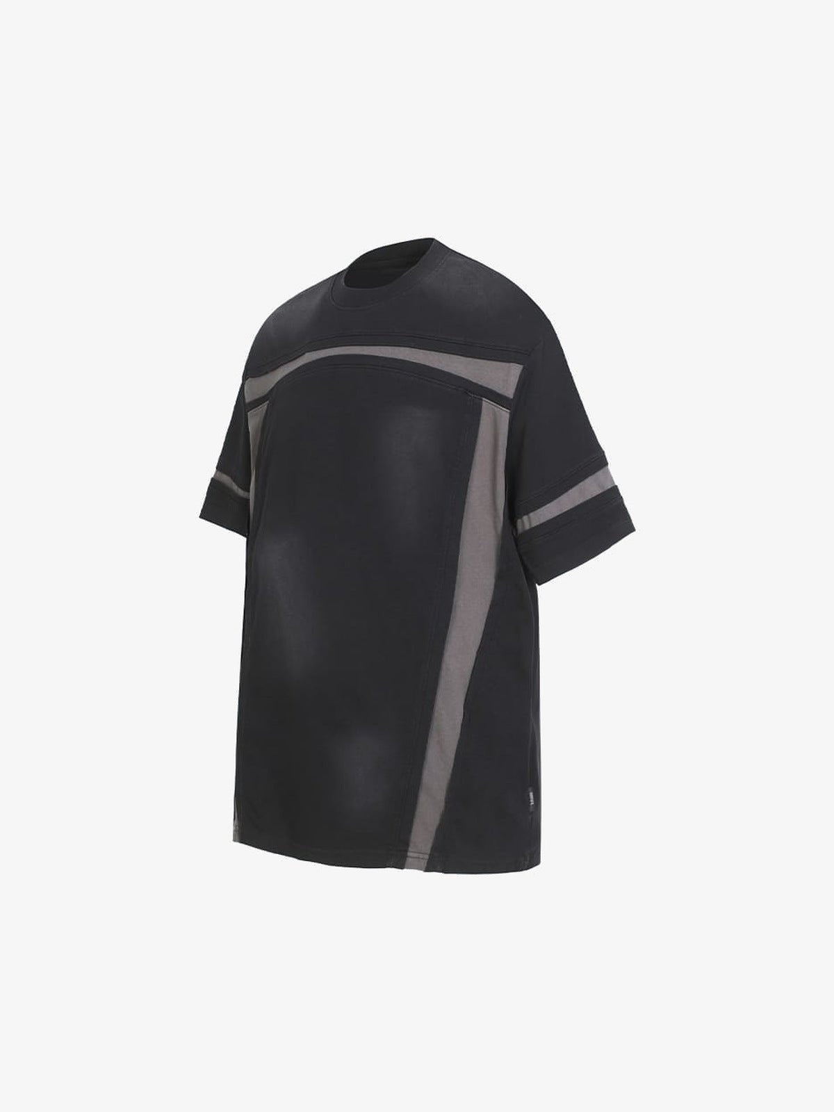 Contrast panel boxy tee – Washed Black, front angled | XoKool