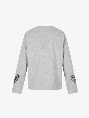 Waffelstrick-Longsleeve mit Zopf-Print – Grau, Rückseite flach | XoKool