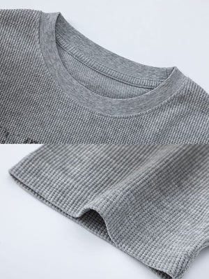 Waffle photo tee – Grey, collar and sleeve close-up | XoKool