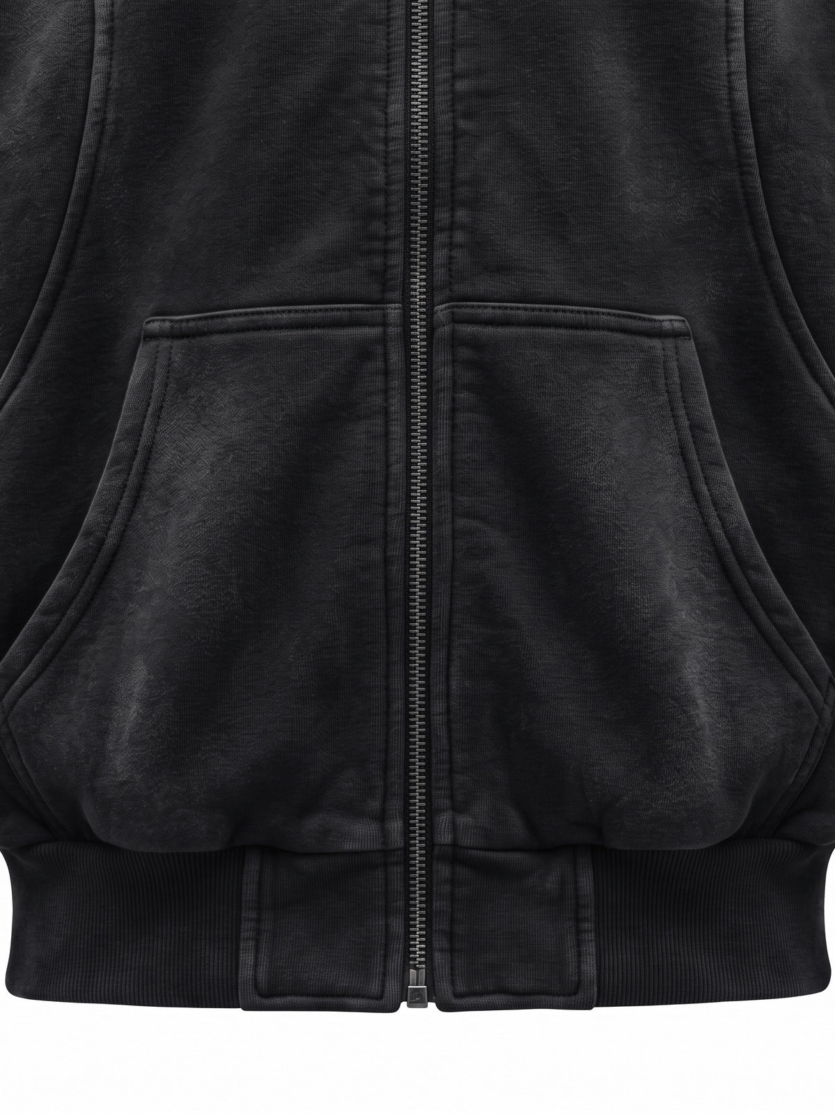 Hoodie con pasamontañas – detalle del bolsillo y la cremallera | XoKool