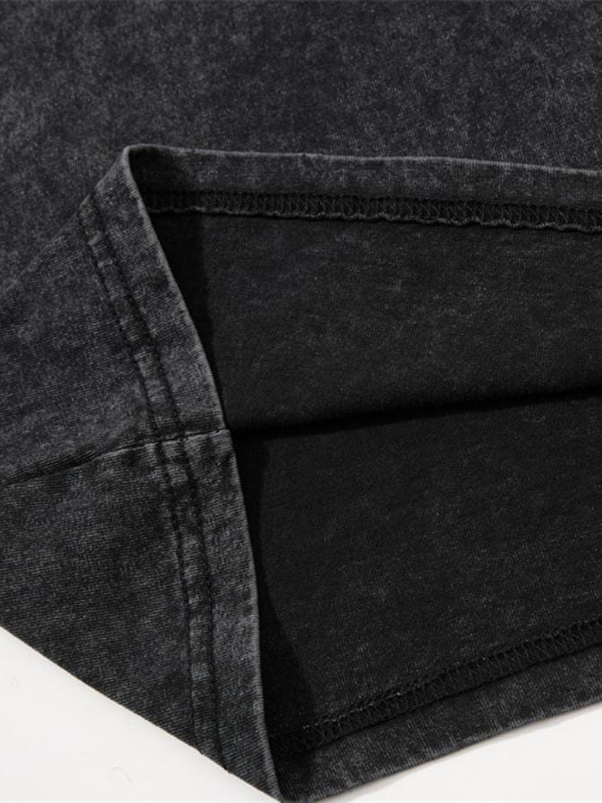 Doberman long sleeve – hem close-up | XoKool