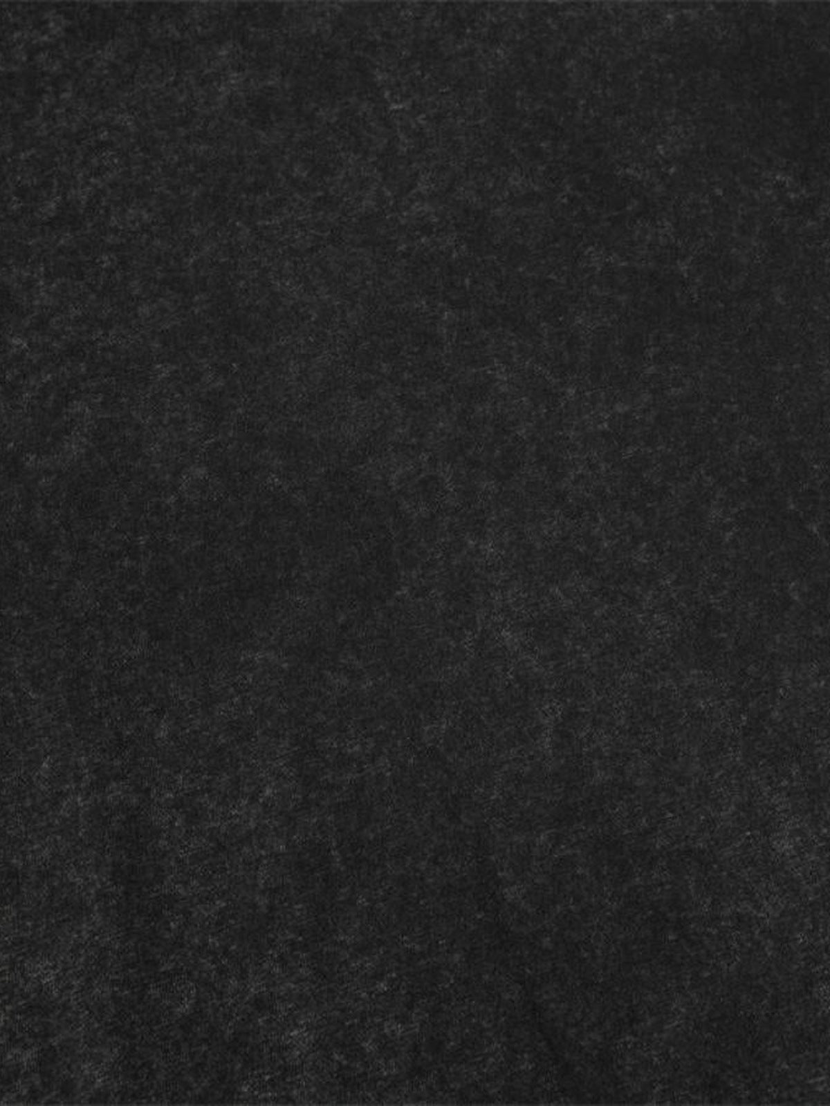 Sudadera cuello redondo oversize negro lavado – detalle de la textura de la tela | XoKool