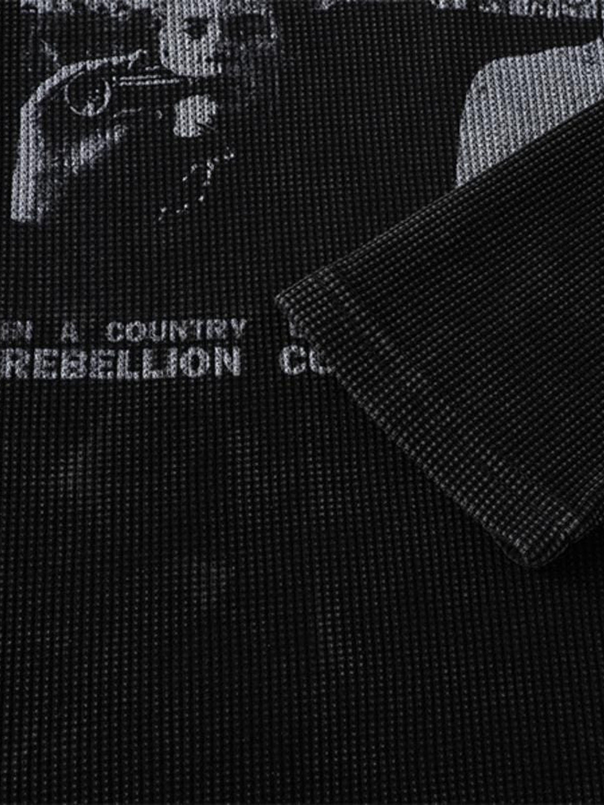 Punk Longsleeve – Print und Ärmelabschluss im Detail | XoKool