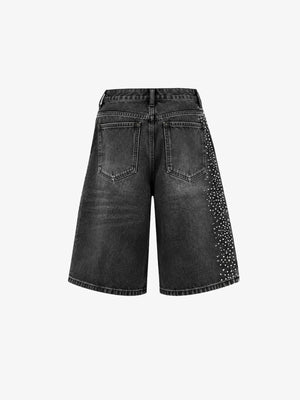 Jorts negro lavado con strass y estampado de letras – espalda en plano | XoKool