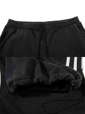 Side stripe sweatpants – Waistband and hem toggle close-up | XoKool