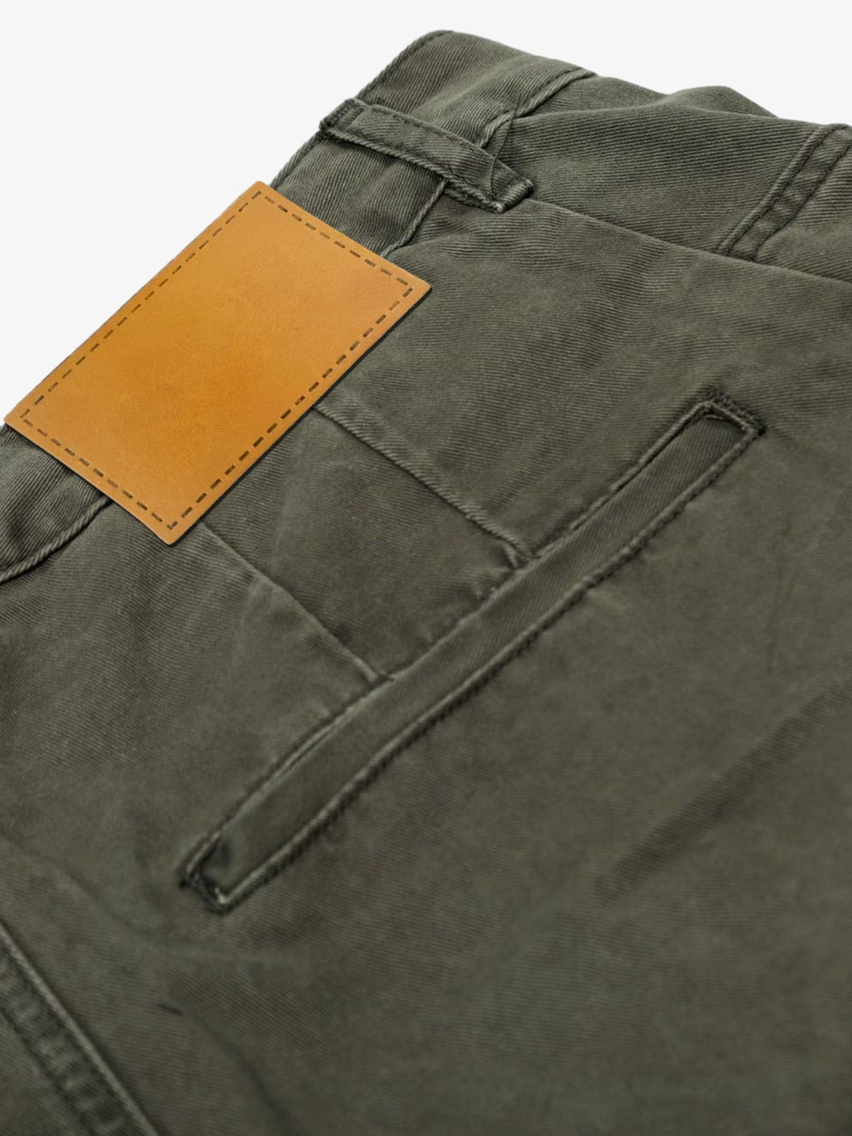 Barrel shorts – back patch close-up | XoKool