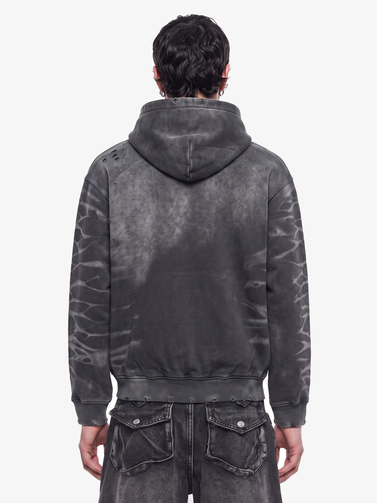 Hoodie roto – en modelo, espalda | XoKool