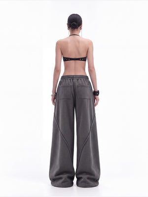 Wide Leg Jogginghose – am weiblichen Model, Rückseite | XoKool