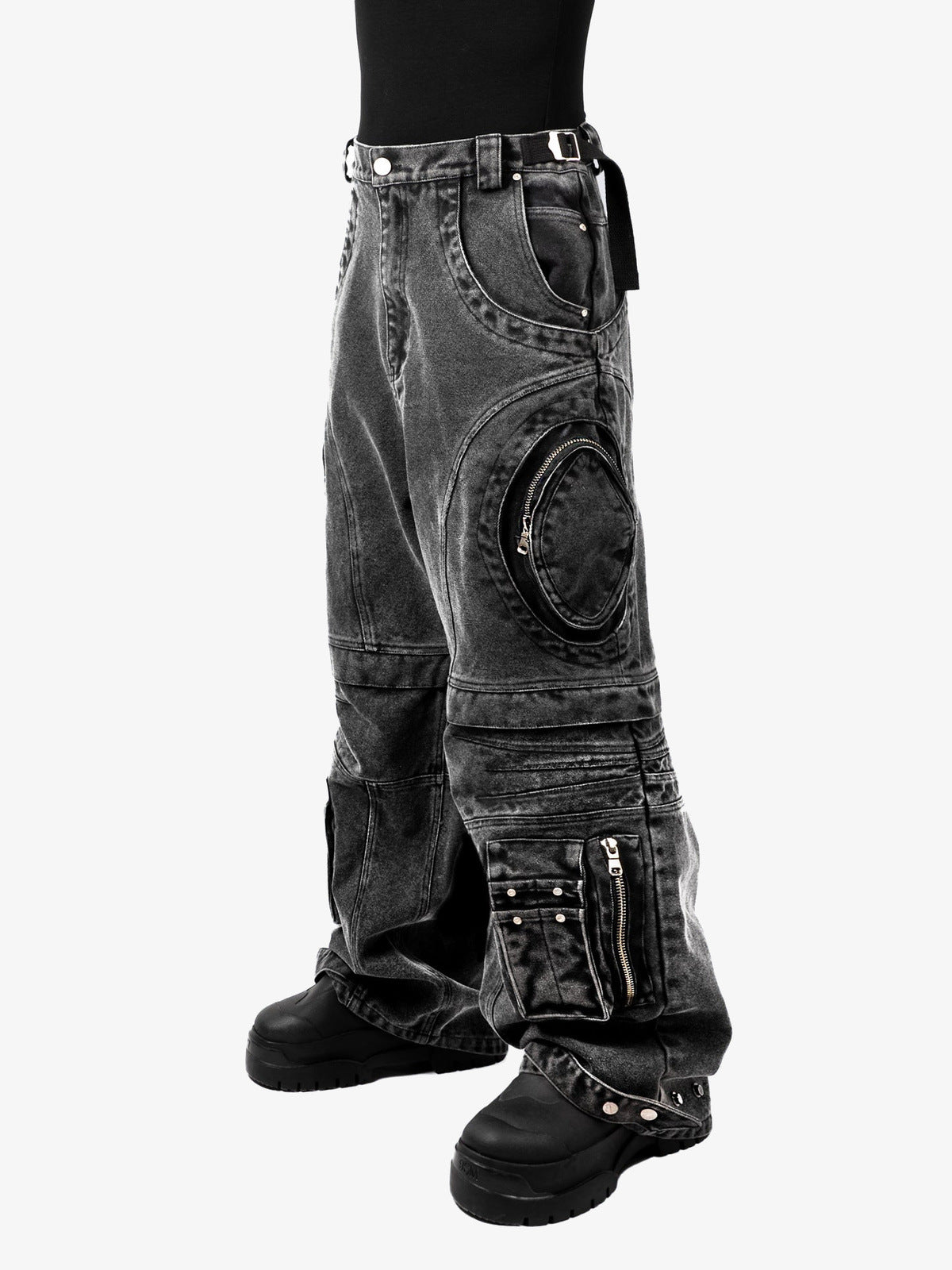 Jeans baggy grises – En modelo, lateral | XoKool