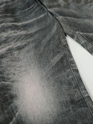 Graue Wide Leg Jeans – Knie mit Whiskers im Detail | XoKool
