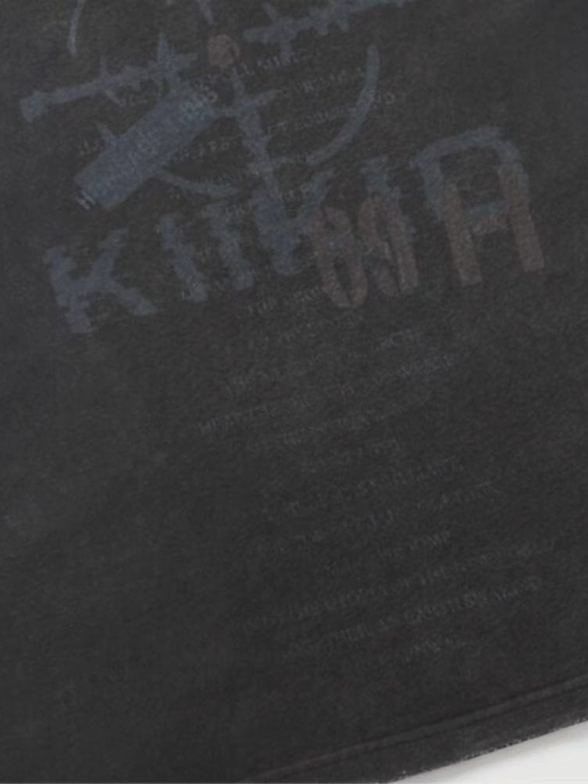 Shredded sleeve layered tee – graphic close-up | XoKool