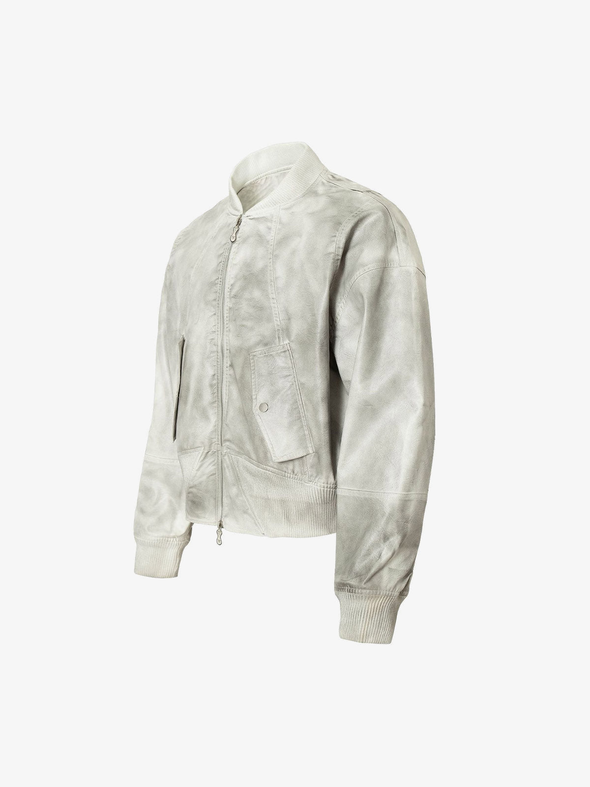 Off-White Distressed Bomberjacke aus Kunstleder – vordere Winkelansicht | XoKool