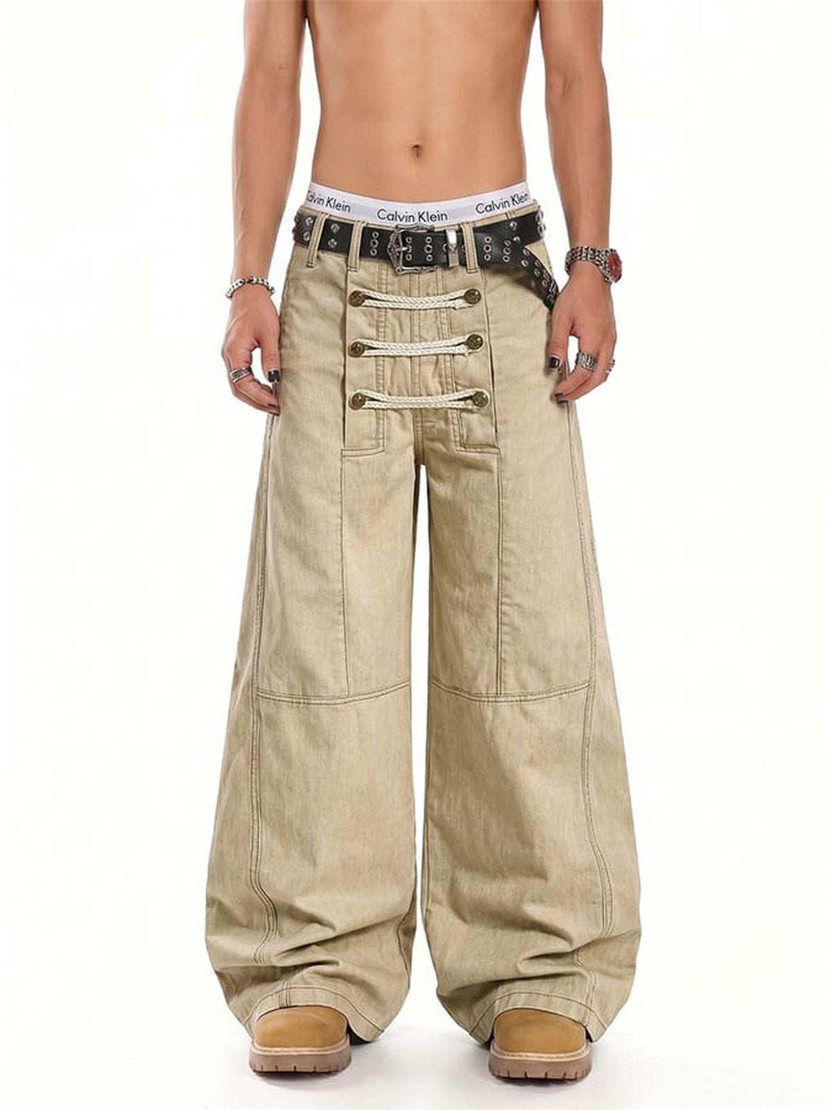 Lace up pants – Khaki, on model with belt | XoKool