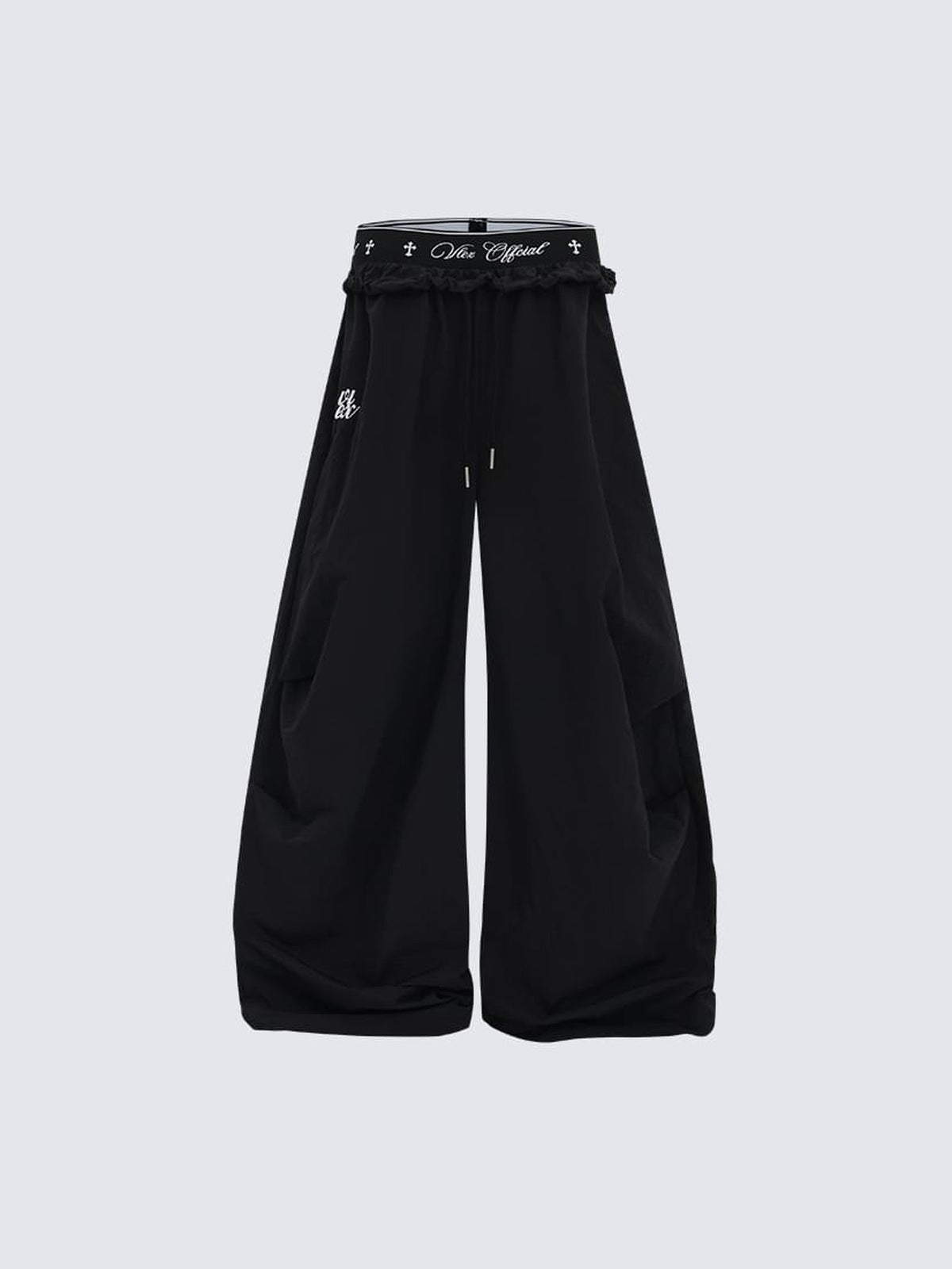 Pantalones paracaídas de pierna ancha con cintura estampada de cruces – Negro, vista frontal | XoKool