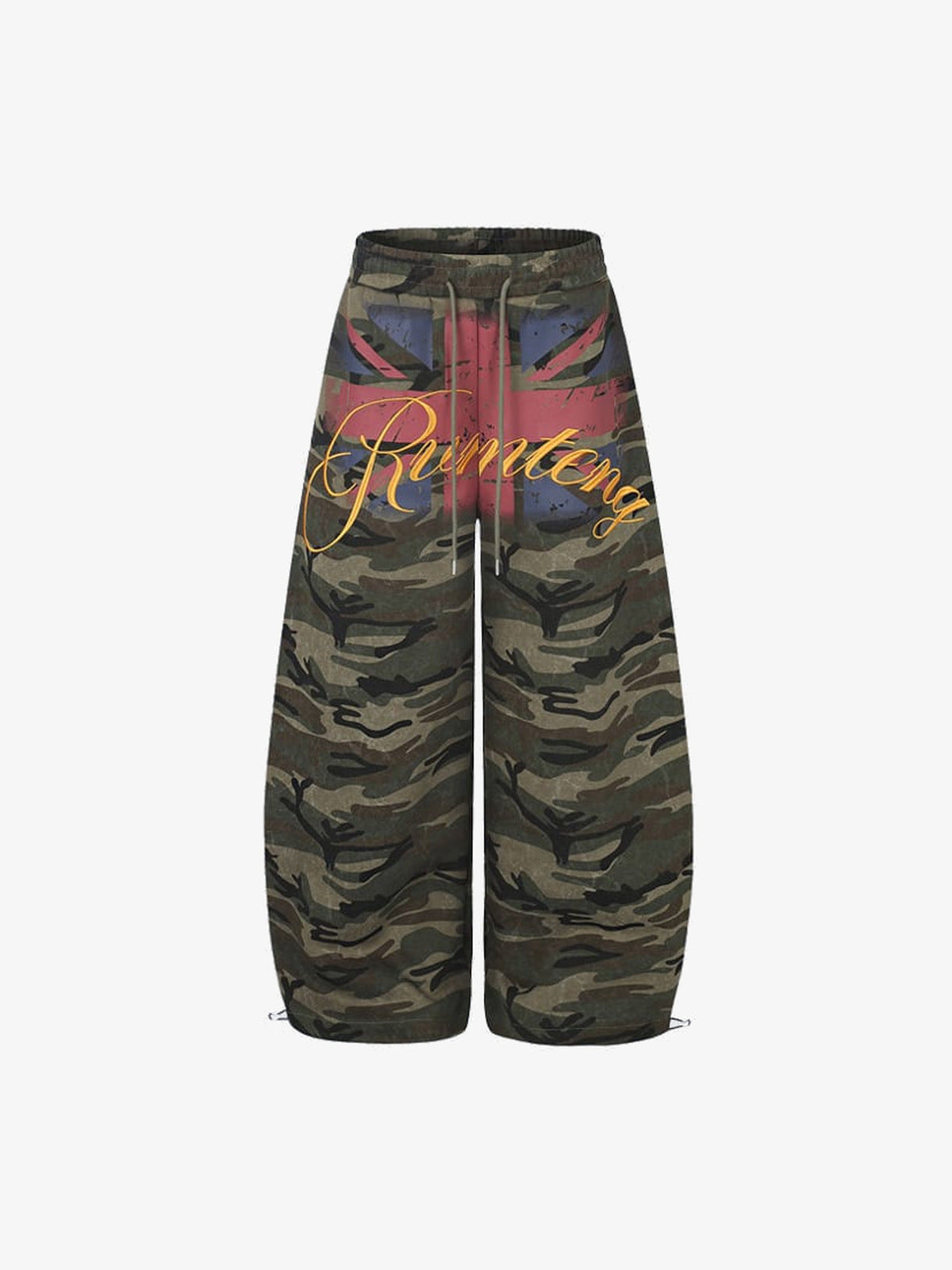 Woodland Camo Jogginghose mit Flaggen-Grafik – Camo, Vorderansicht | XoKool
