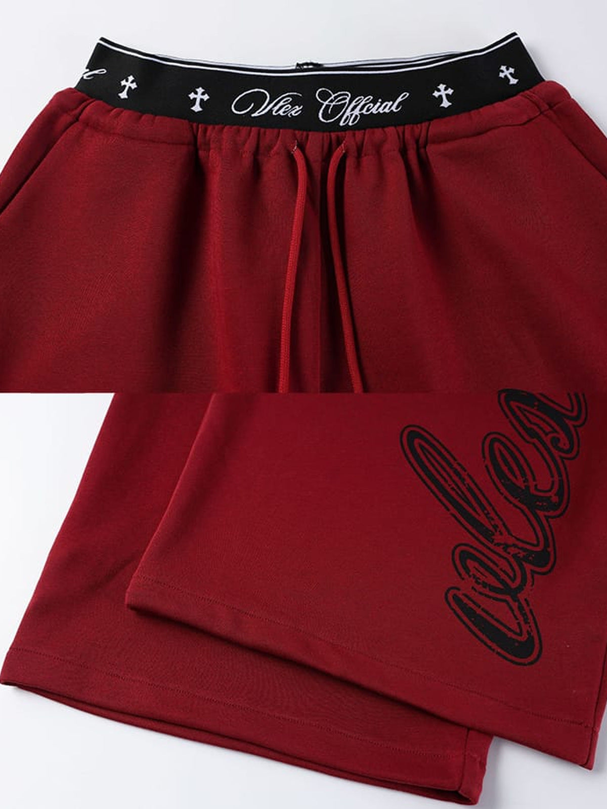 Jogginghose mit Schriftzug-Print – Nahaufnahme Bund und Schriftzug | XoKool